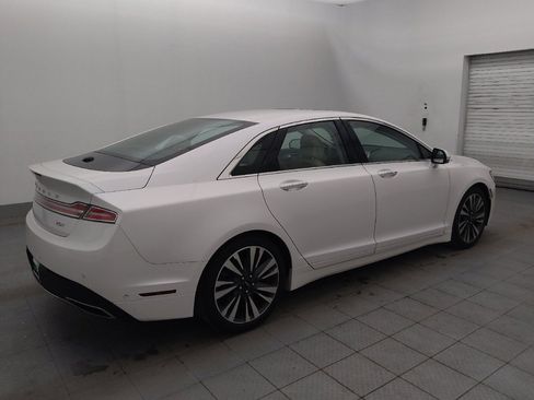 Used 2019 Lincoln MKZ Reserve FWD image 10