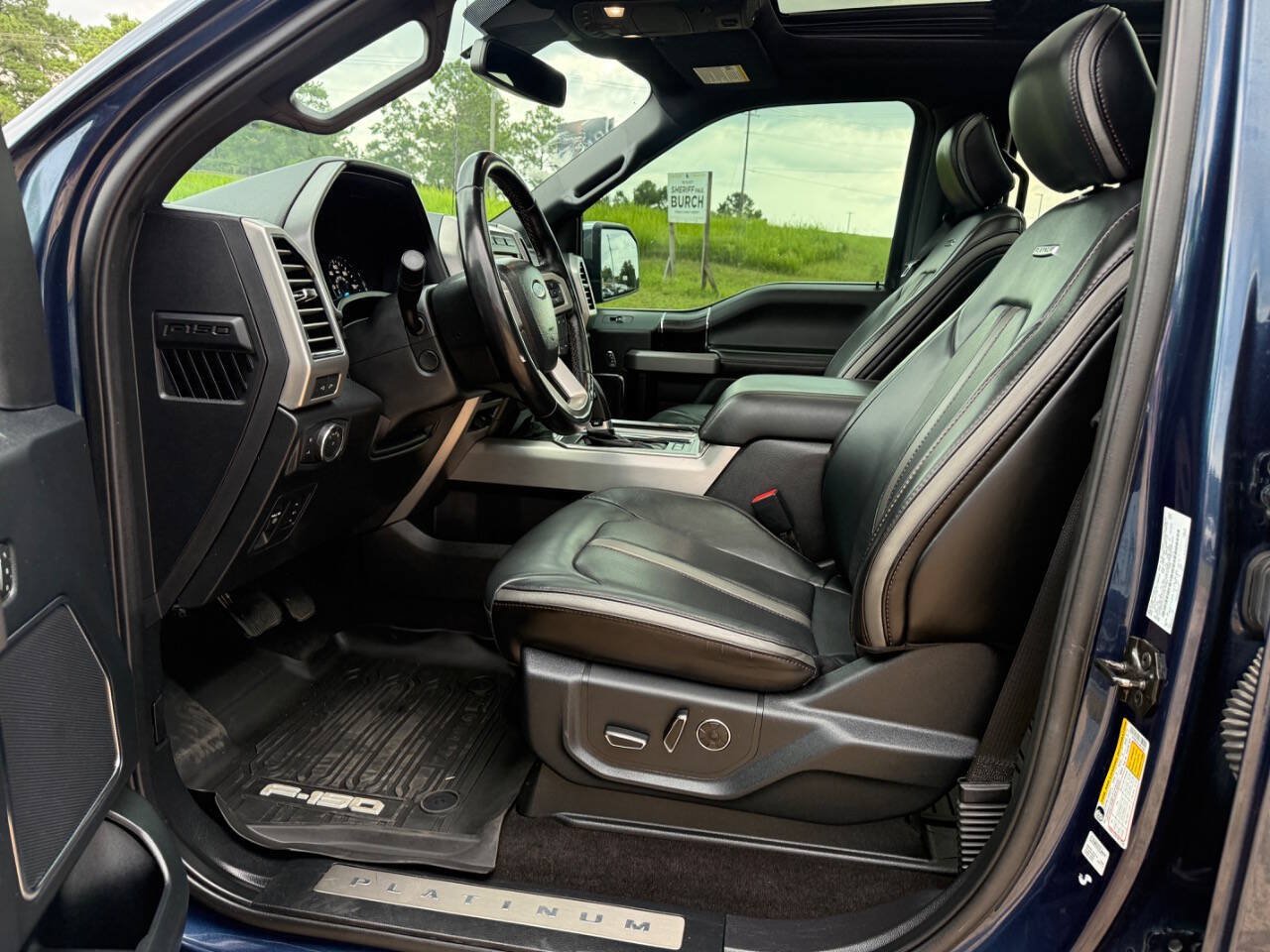 Used 2020 Ford F150 Platinum w/ Equipment Group 701A Luxury AWD/4WD image 11