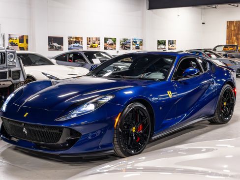 Used 2019 Ferrari 812 Superfast image 84