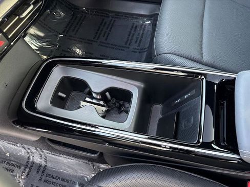 Used 2024 Volkswagen ID.4 Pro S image 24