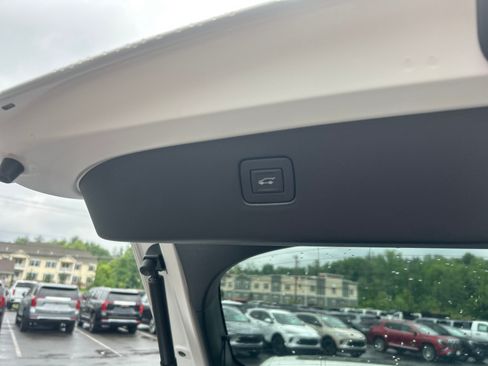 New 2026 Buick Envista Sport Touring FWD image 11