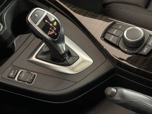 Used 2016 BMW 228i Coupe image 19