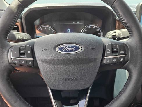 Used 2022 Ford Maverick Lariat FWD image 26