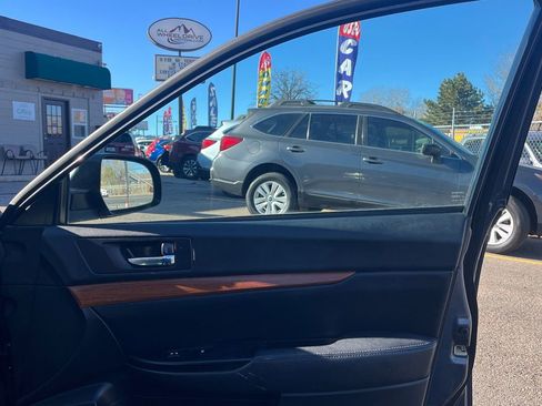 Used 2014 Subaru Outback 2.5i Limited image 11