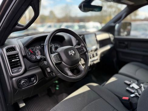 Used 2024 RAM 3500 Tradesman w/ Chrome Appearance Group image 13