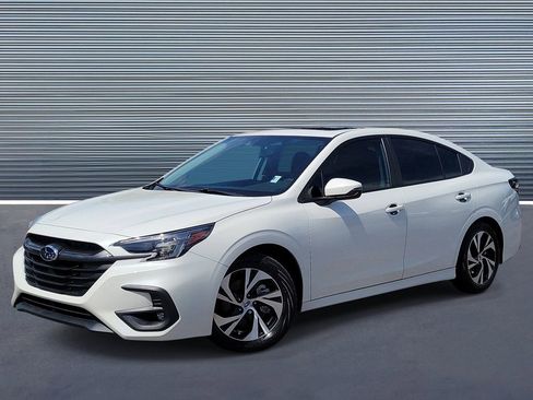 Used 2025 Subaru Legacy Premium AWD/4WD image 1