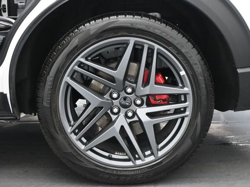 Certified 2025 Ford Explorer ST-Line w/ Premium Package image 25