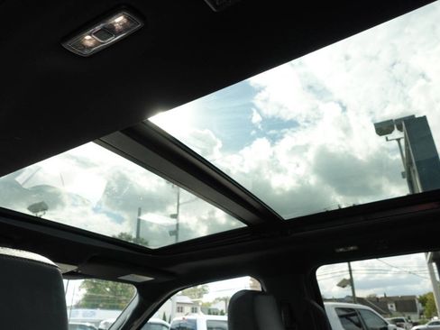 Used 2022 Ford F150 XLT w/ Equipment Group 302A High image 26