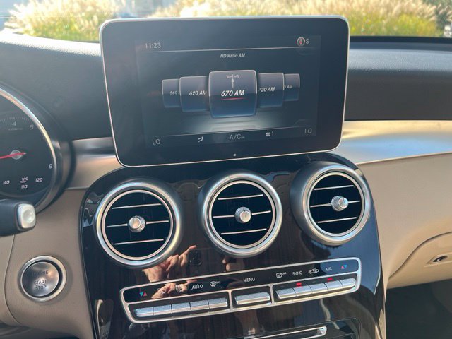 Used 2017 Mercedes-Benz GLC 300 4MATIC image 14