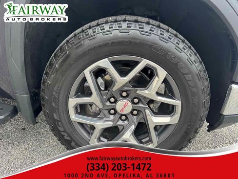 Used 2023 GMC Sierra 1500 SLT w/ SLT Premium Package image 33