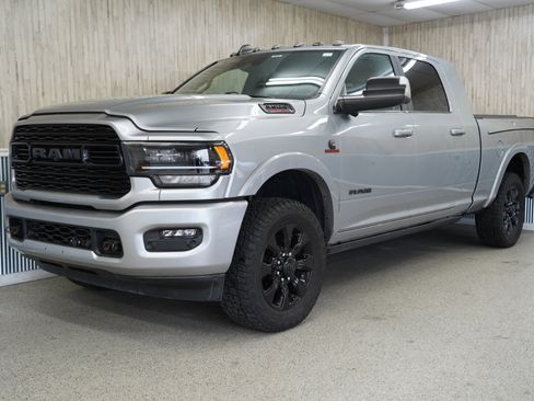 Used 2022 RAM 3500 Limited image 4