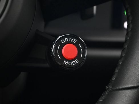 Certified 2025 Porsche 911 Carrera 4 GTS AWD/4WD image 21