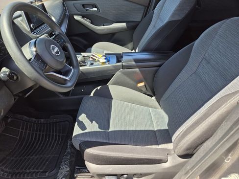 Used 2023 Nissan Rogue SV FWD image 12