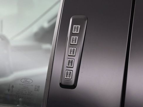 Used 2023 Ford F250 XLT w/ Black Appearance Package image 30