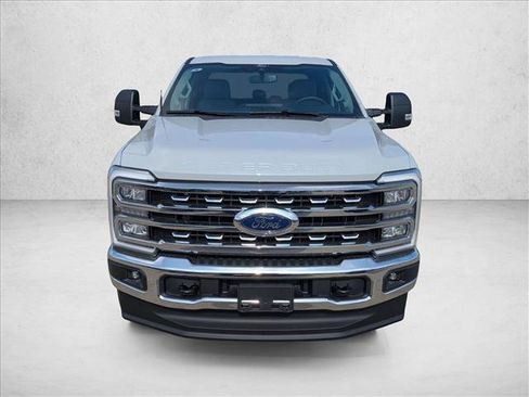 New 2026 Ford F250 XLT w/ XLT Premium Package AWD/4WD image 2