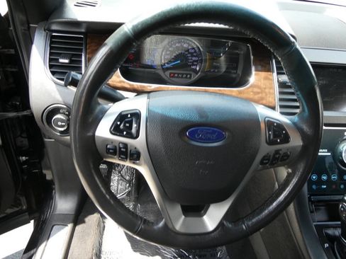 Used 2019 Ford Taurus Limited image 12