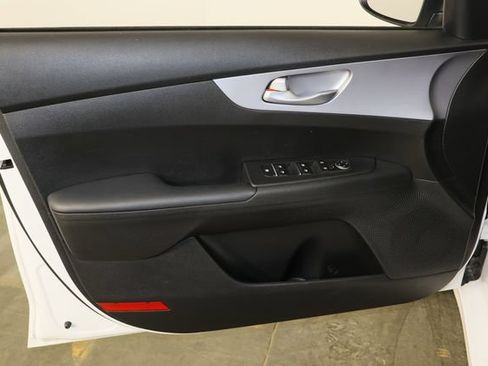 Used 2024 Kia Forte LXS FWD image 20