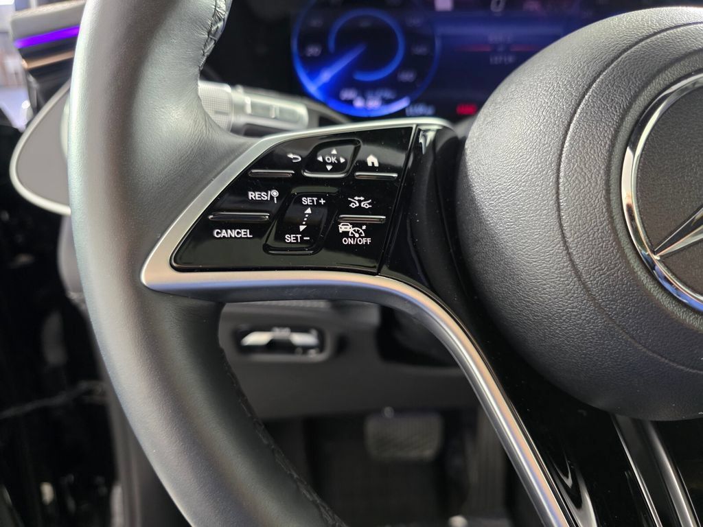 Certified 2023 Mercedes-Benz EQS 580 4MATIC SUV image 19