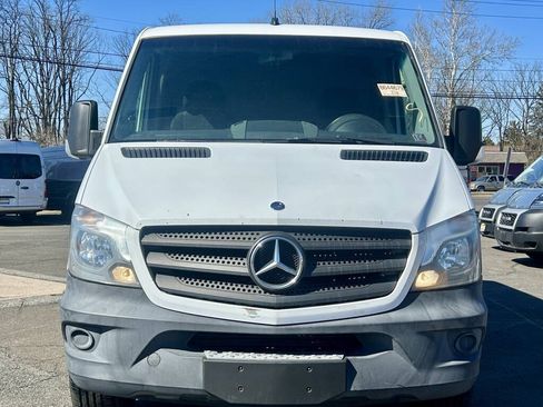 Used 2015 Mercedes-Benz Sprinter 2500 w/ Driver Comfort Package image 9