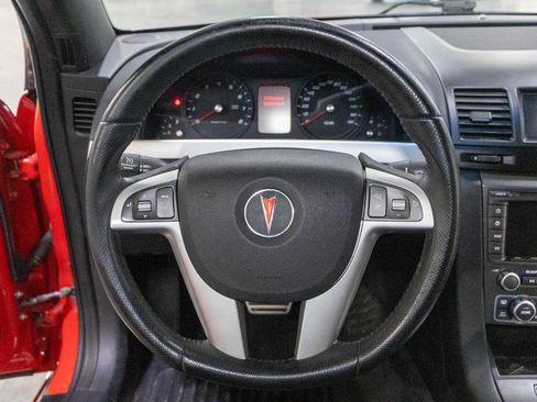 Used 2009 Pontiac G8 GT w/ Premium Package RWD image 11
