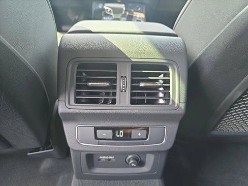 Used 2024 Audi Q5 2.0T Premium Plus w/ Premium Plus Package image 17