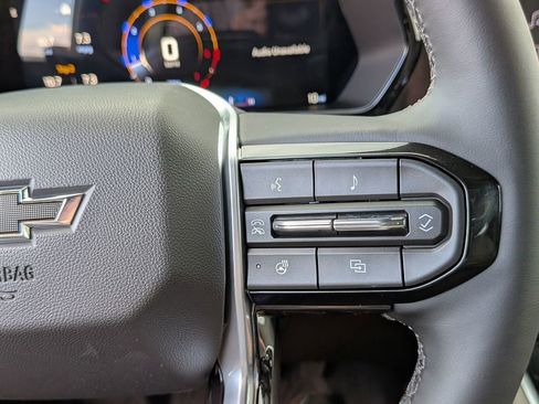 New 2026 Chevrolet Colorado ZR2 w/ Technology Package AWD/4WD image 20