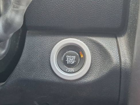 Used 2018 RAM 2500 Laramie AWD/4WD image 22