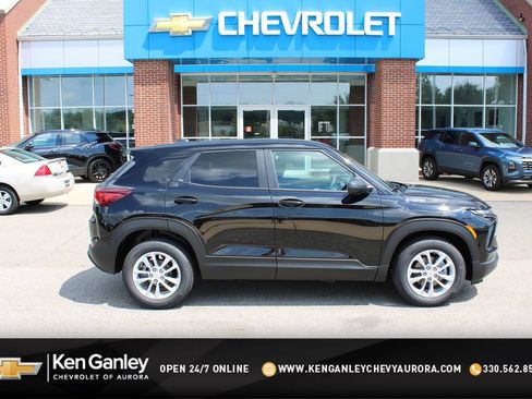 New 2026 Chevrolet TrailBlazer LS w/ LS Convenience Package FWD image 1