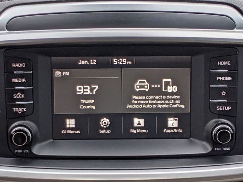 Used 2020 Kia Sorento EX image 16