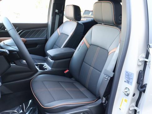 New 2026 GMC Canyon AT4 image 12