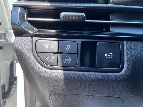 Certified 2026 Kia Sportage SX Prestige AWD/4WD image 12