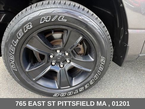 Used 2023 RAM 1500 Big Horn AWD/4WD image 30