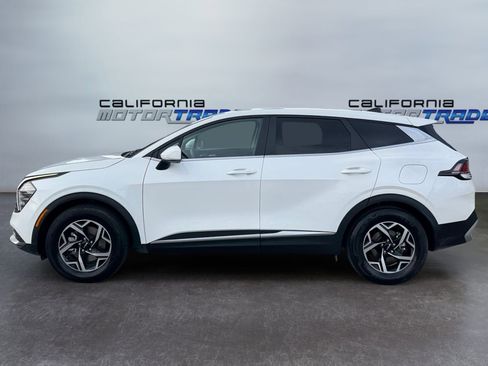 Used 2024 Kia Sportage LX image 8