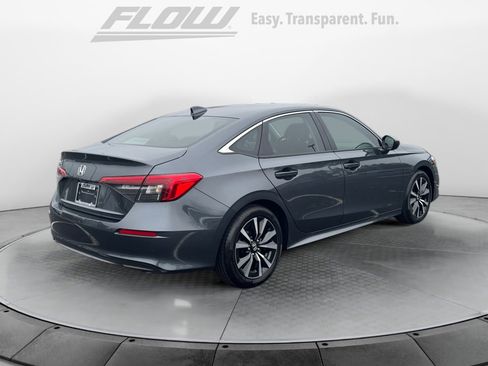 Certified 2024 Honda Civic EX image 9