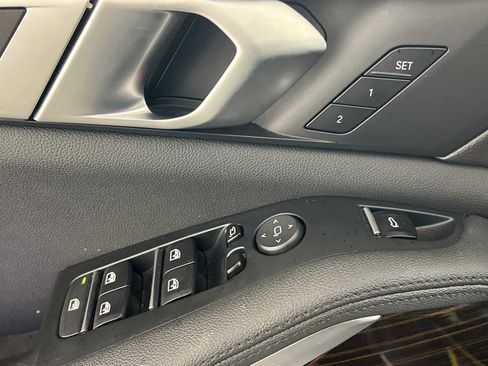 Used 2021 BMW X5 sDrive40i w/ Convenience Package image 14