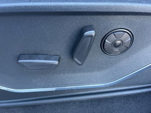 New 2026 Ford F250 Platinum image 17