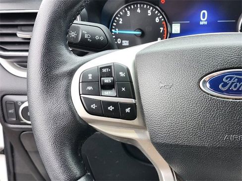 Certified 2022 Ford Explorer XLT w/ Equipment Group 202A image 30