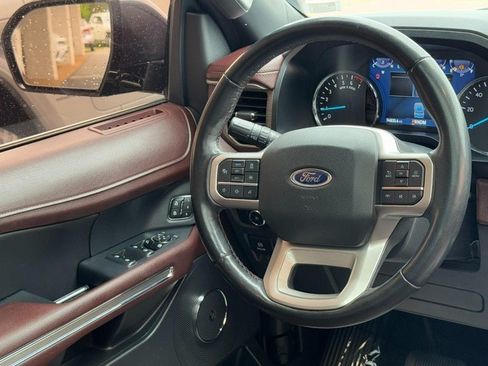 Used 2023 Ford Expedition Limited AWD/4WD image 15