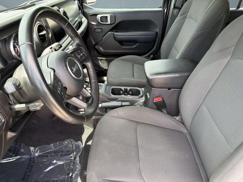 Used 2022 Jeep Wrangler Unlimited Sport w/ Xtreme Recon 35" Tire Package AWD/4WD image 5