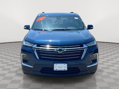 Used 2023 Chevrolet Traverse LT AWD/4WD image 2