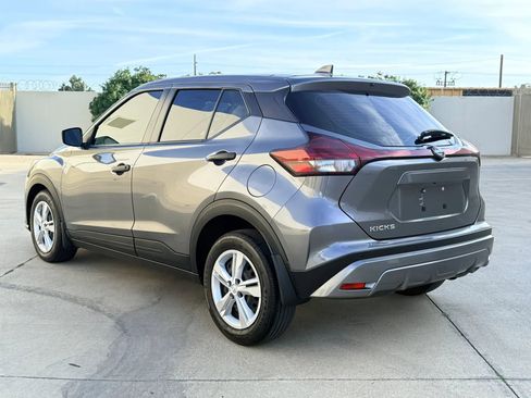 Used 2024 Nissan Kicks S FWD image 7