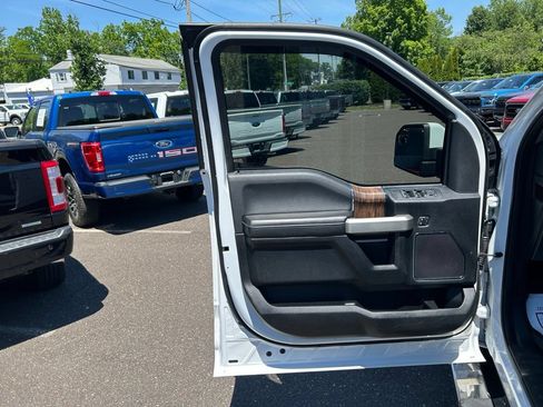 Certified 2019 Ford F150 Lariat w/ Trailer Tow Package AWD/4WD image 13