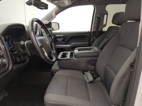 Used 2018 Chevrolet Silverado 1500 LT w/ LT Eassist Package AWD/4WD image 17