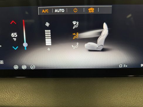 Used 2026 Nissan Sentra SR w/ Floor Mat Package FWD image 19