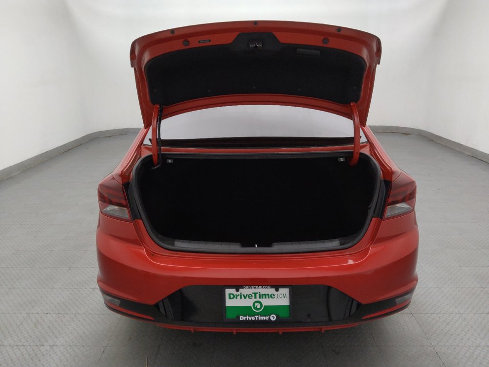 Used 2020 Hyundai Elantra SEL FWD image 29