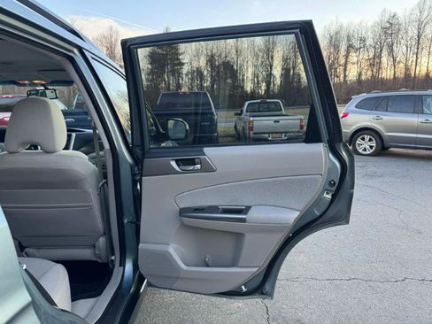 Used 2011 Subaru Forester 2.5X Premium image 15