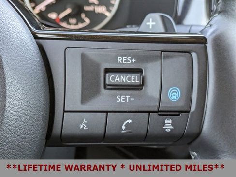 Used 2024 Nissan Pathfinder SL image 30