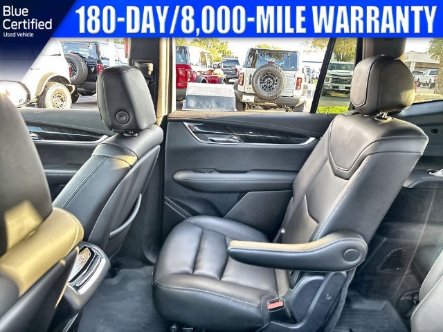 Used 2021 Cadillac XT6 Premium Luxury w/ LPO, ONYX Package FWD image 15