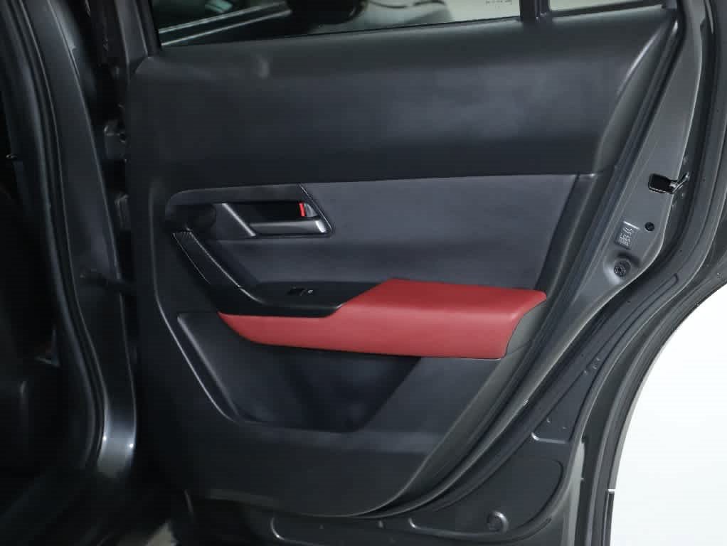 Certified 2025 MAZDA CX-50 AWD 2.5 Hybrid w/ Premium Pkg image 32