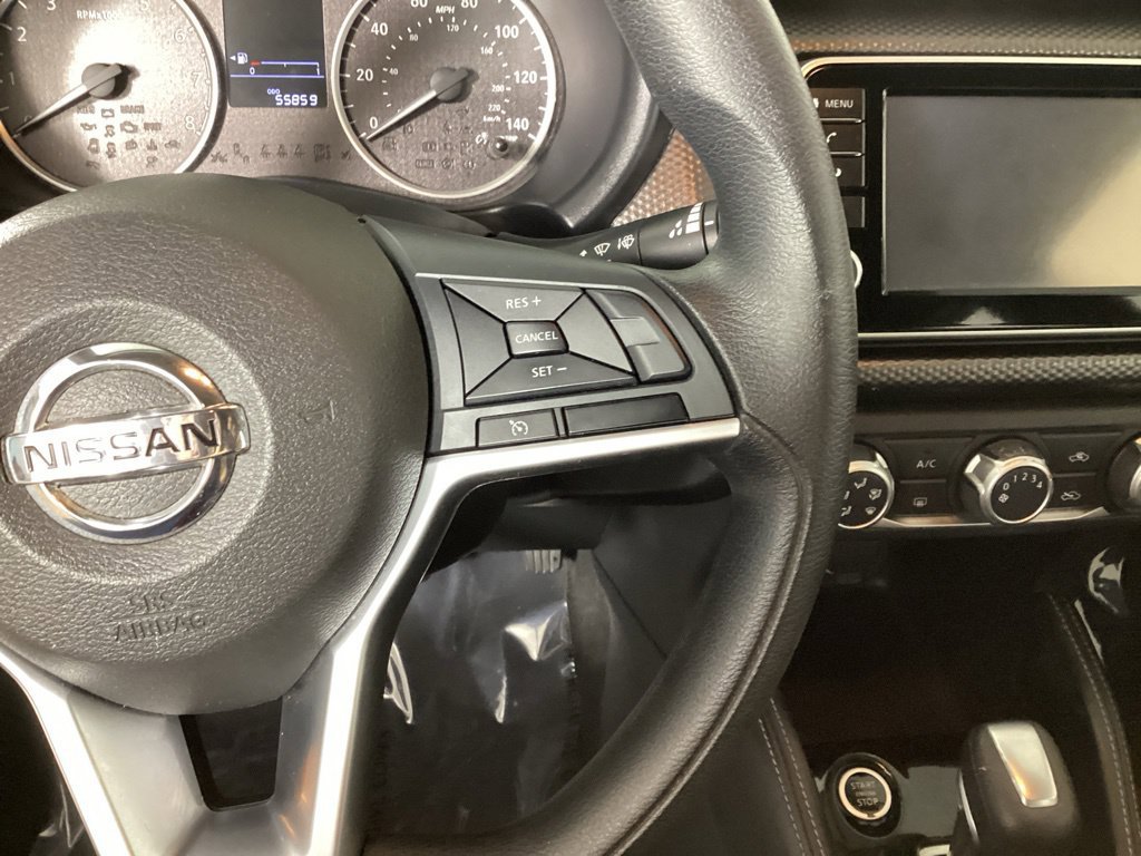 Used 2018 Nissan Kicks S FWD image 15